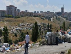 Köprü manzaralı ‘mülteci’kondu