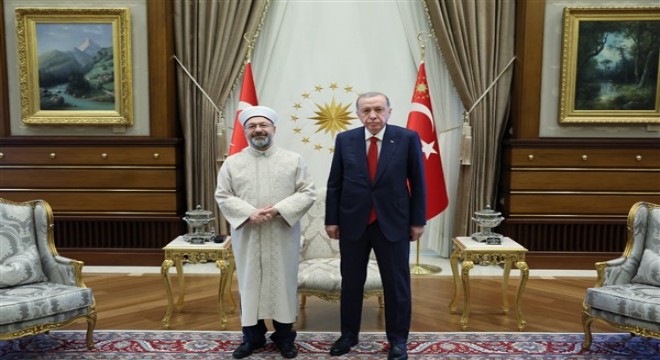 Cumhurbaşkanı Erdoğan, Diyanet İşleri Başkanı Erbaş ı kabul etti