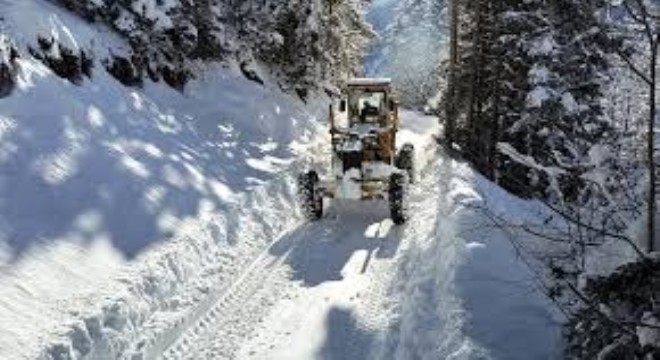 Doğu Anadolu’da Dondurucu Soğuk: Birçok Köy Yolu Kapalı