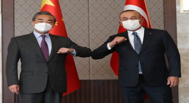 Wang Yi’den Çavuşoğlu’na geçmiş olsun mesajı