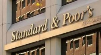 S&P, Türkiye'nin Kredi Notunu 'BB-' Seviyesine Yükseltti