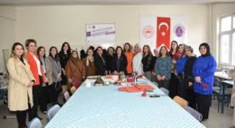 8 Mart’ta Türkiye Genelinde Kadınlar İçin Farkındalık Programları Düzenlendi