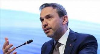 Bakan Bayraktar'dan COP29'da Yenilenebilir Enerji ve İklim Mücadelesi Vurgusu