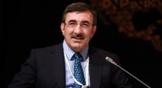 Cumhurbaşkanı Yardımcısı Yılmaz: Enflasyonu Düşürürken Dengeli Büyümeyi Sürdürüyoruz