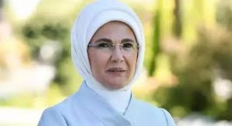 Emine Erdoğan’dan Babalar Günü Paylaşımı
