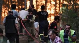 Yangından Etkilenen Ailelere 10 Milyon Lira Destek