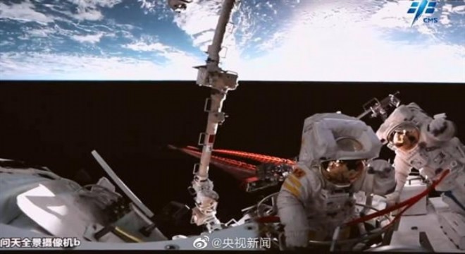 Çin’in taykonot ekibi uzay yürüyüşüne çık